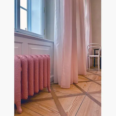 Donebe Boutique & Private Wellness ホテル 4*